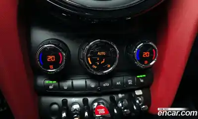 Mini Cooper Convertible 2019 2.0 Автомат в Москве № 214296, миниатюра 11