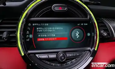 Mini Cooper Convertible 2019 2.0 Автомат в Москве № 214296, миниатюра 5