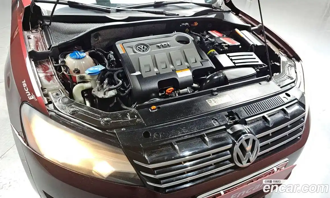 Volkswagen Passat 2012 2.0 Автомат в Москве № 215362, фото 3