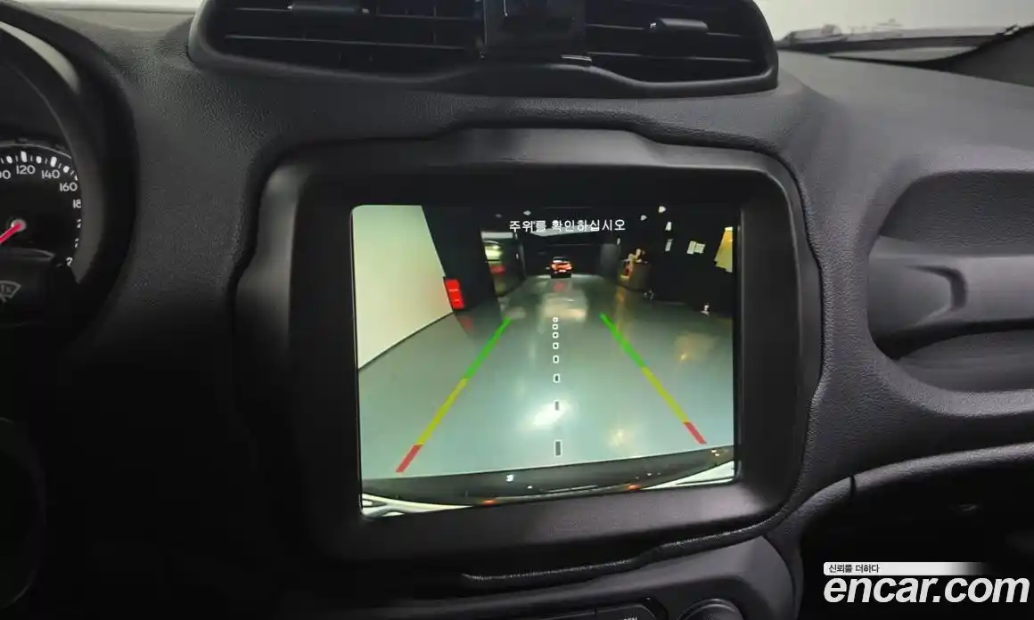 Jeep Renegade 2021 2.4 Автомат в Москве № 215413, фото 19