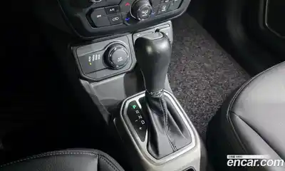 Jeep Renegade 2021 2.4 Автомат в Москве № 215413, миниатюра 2