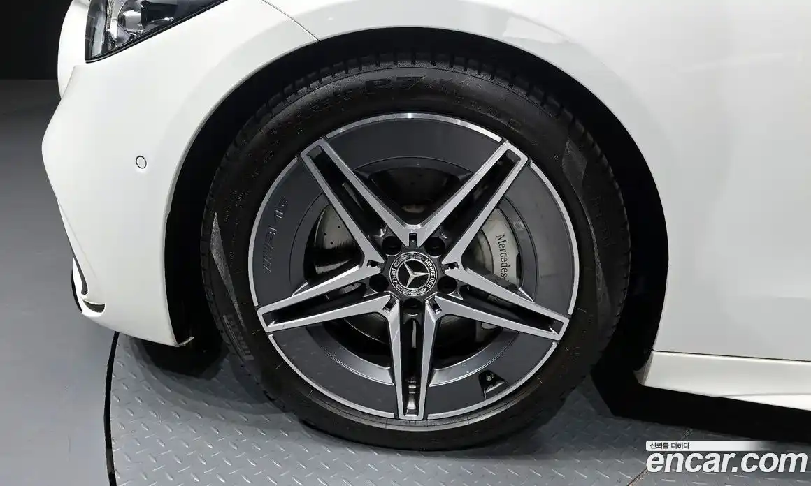 Mercedes-Benz C-Class 2024 2.0 Автомат в Москве № 216138, фото 4