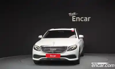 Mercedes-Benz E-Class 2020 2.0 Автомат в Москве № 224540, миниатюра 12
