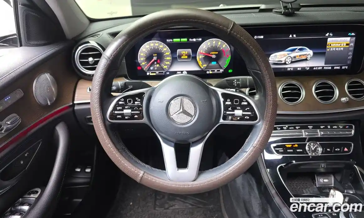 Mercedes-Benz E-Class 2020 2.0 Автомат в Москве № 224540, фото 17