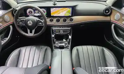 Mercedes-Benz E-Class 2020 2.0 Автомат в Москве № 224540, миниатюра 5