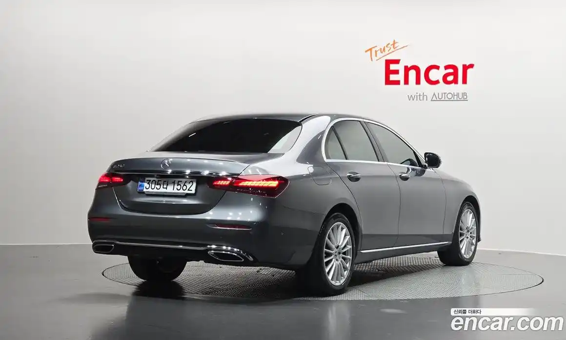 Mercedes-Benz E-Class 2022 2.0 Автомат в Москве № 224968, фото 12