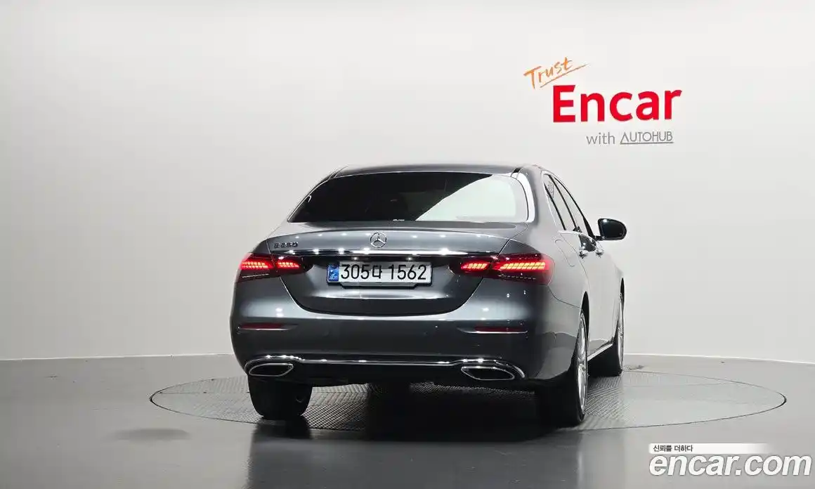 Mercedes-Benz E-Class 2022 2.0 Автомат в Москве № 224968, фото 15