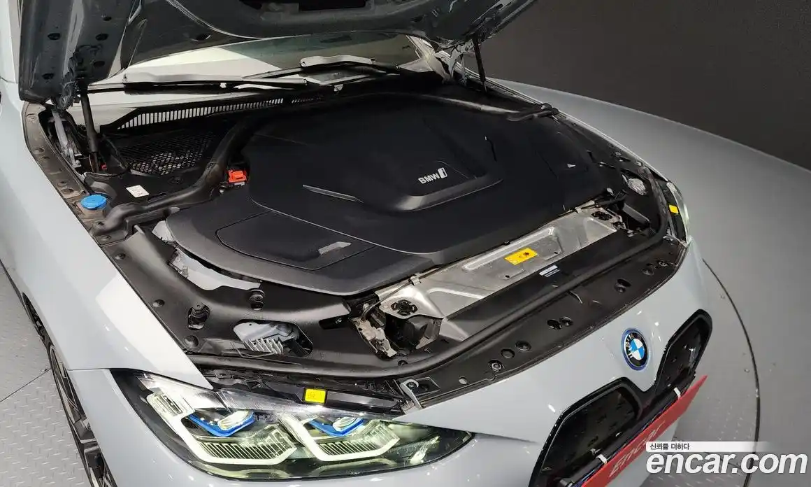 BMW i4 2023 0.2 Автомат в Москве № 228986, фото 11