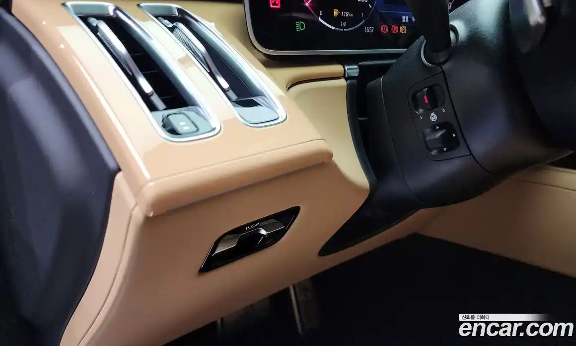 Mercedes-Benz S-Class 2023 6.0 Автомат в Москве № 229440, фото 3