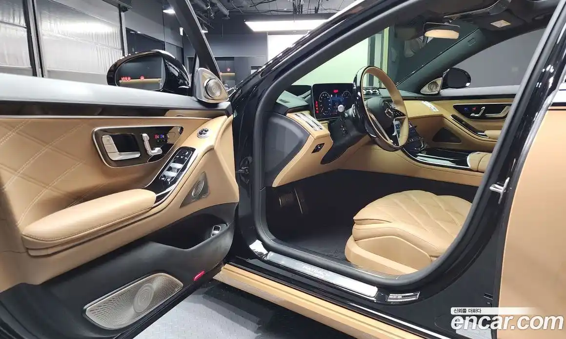 Mercedes-Benz S-Class 2023 6.0 Автомат в Москве № 229440, фото 5