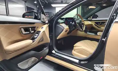 Mercedes-Benz S-Class 2023 6.0 Автомат в Москве № 229440, миниатюра 5