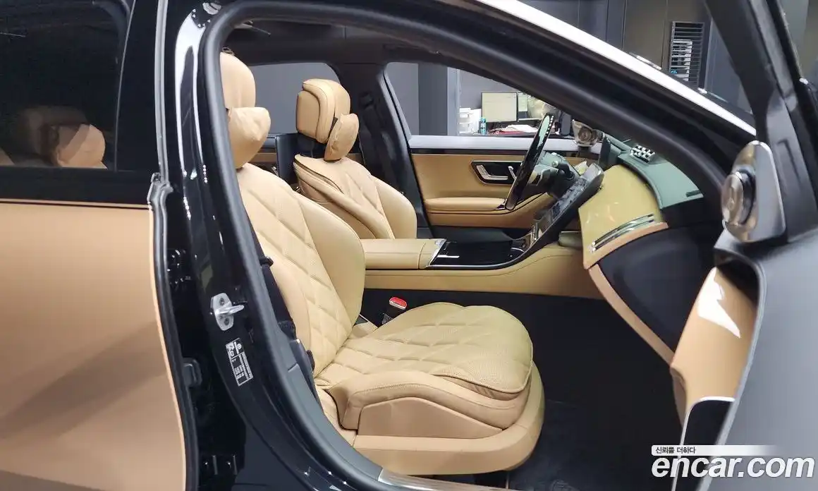 Mercedes-Benz S-Class 2023 6.0 Автомат в Москве № 229440, фото 6