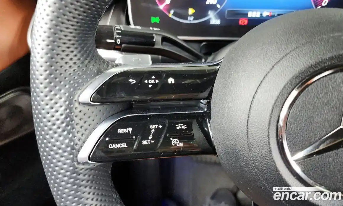 Mercedes-Benz GLC-Class 2024 2.0 Автомат в Москве № 229613, фото 17