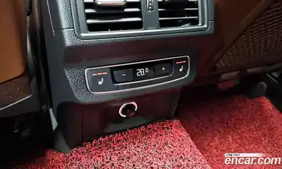 Audi Q5 2020 2.0 Автомат в Москве № 230118, миниатюра 11