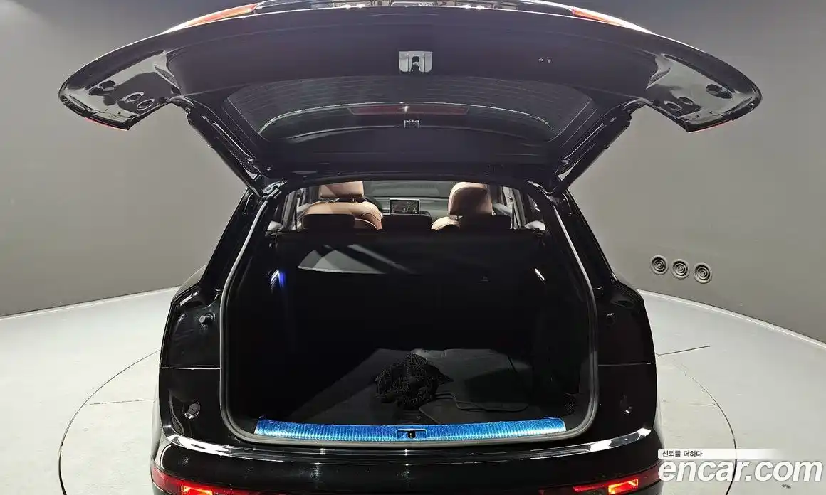 Audi Q5 2020 2.0 Автомат в Москве № 230118, фото 17