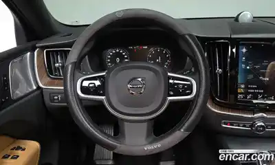 Volvo XC60 2021 2.0 Автомат в Москве № 230453, миниатюра 11