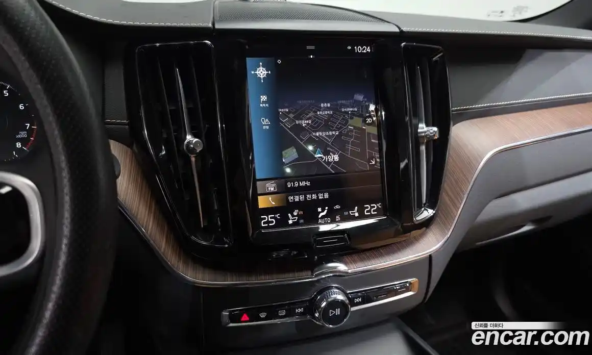 Volvo XC60 2021 2.0 Автомат в Москве № 230453, фото 15