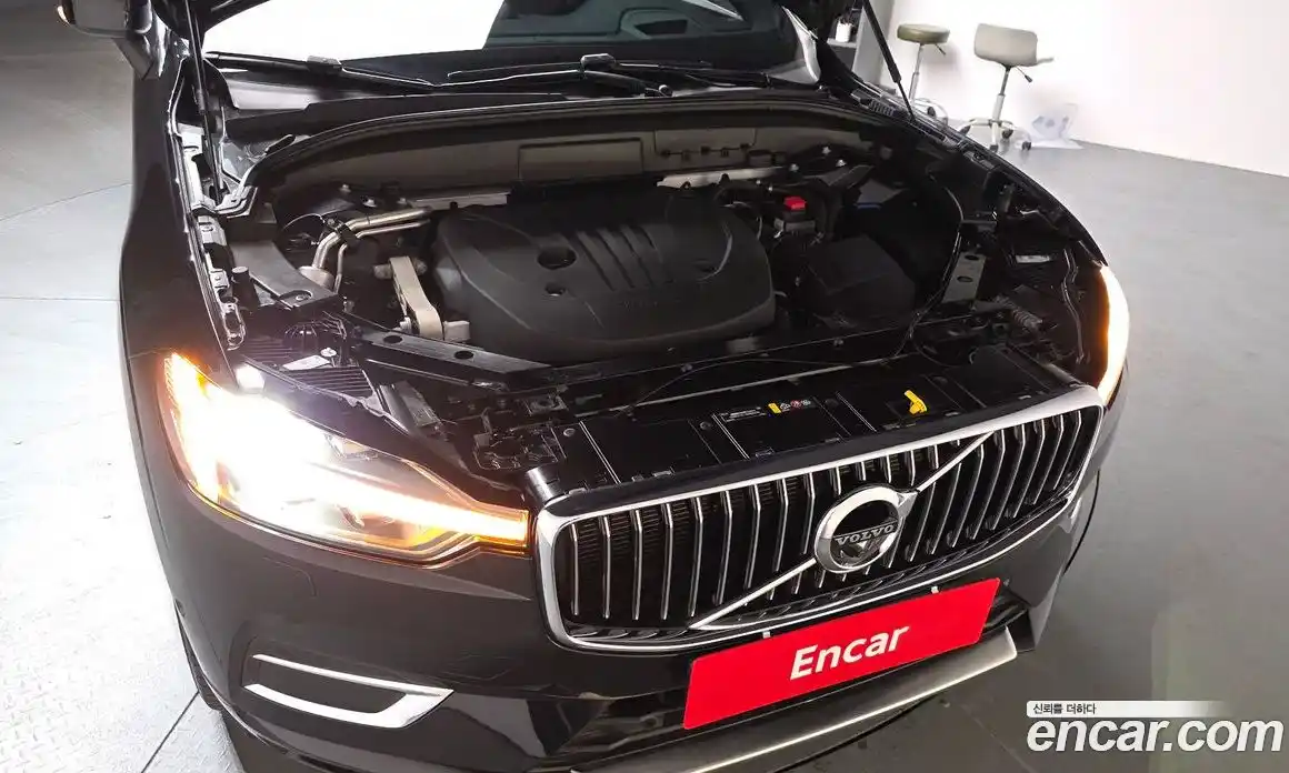 Volvo XC60 2021 2.0 Автомат в Москве № 230453, фото 5