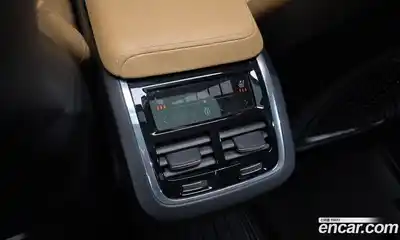 Volvo XC60 2021 2.0 Автомат в Москве № 230453, миниатюра 7