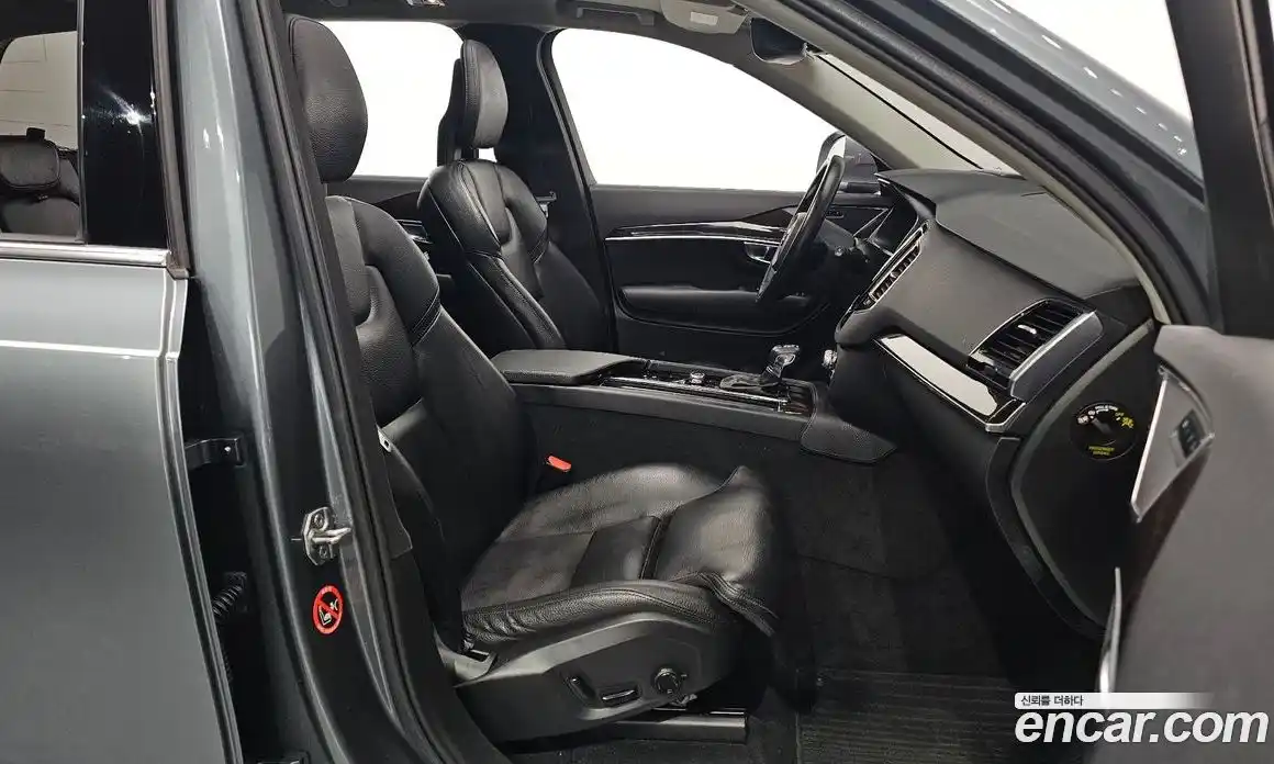 Volvo XC90 2018 2.0 Автомат в Москве № 230636, фото 9