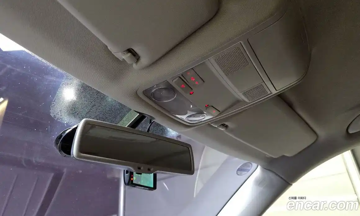 Volkswagen Tiguan 2015 2.0 Автомат в Москве № 232251, фото 11