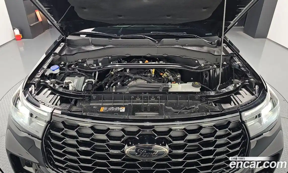 Ford Explorer 2025 2.3 Автомат в Москве № 233022, фото 13