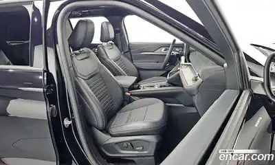 Ford Explorer 2025 2.3 Автомат в Москве № 233022, миниатюра 8