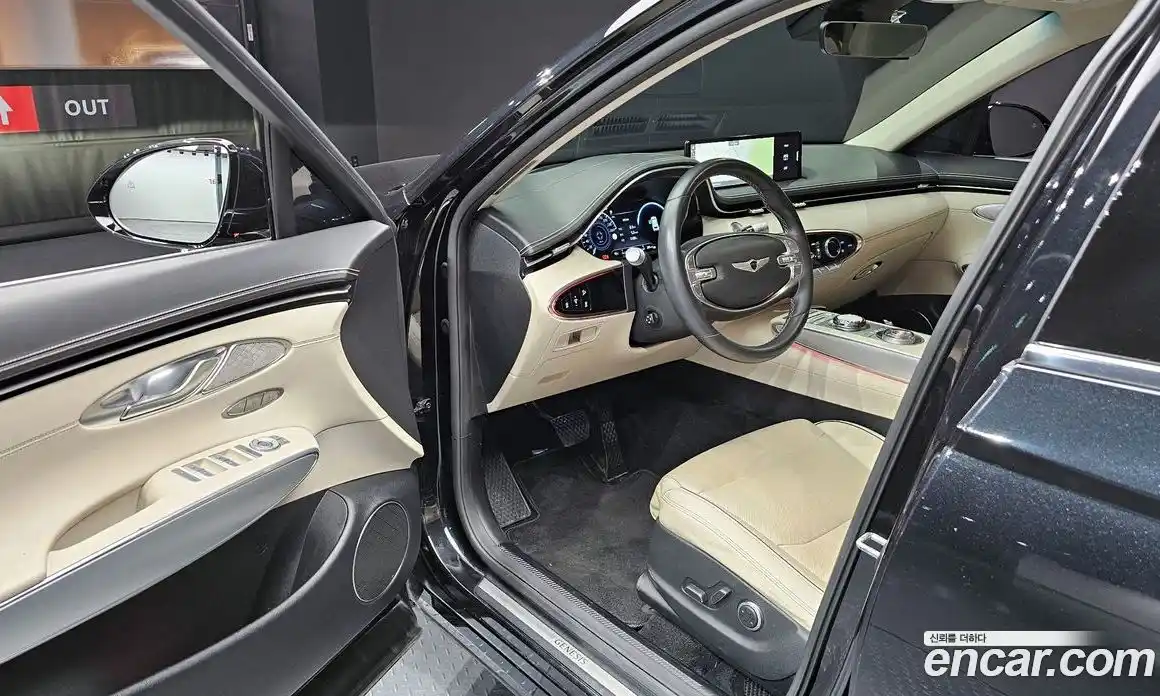 Genesis GV70 2023 2.5 Автомат в Москве № 24505, фото 3