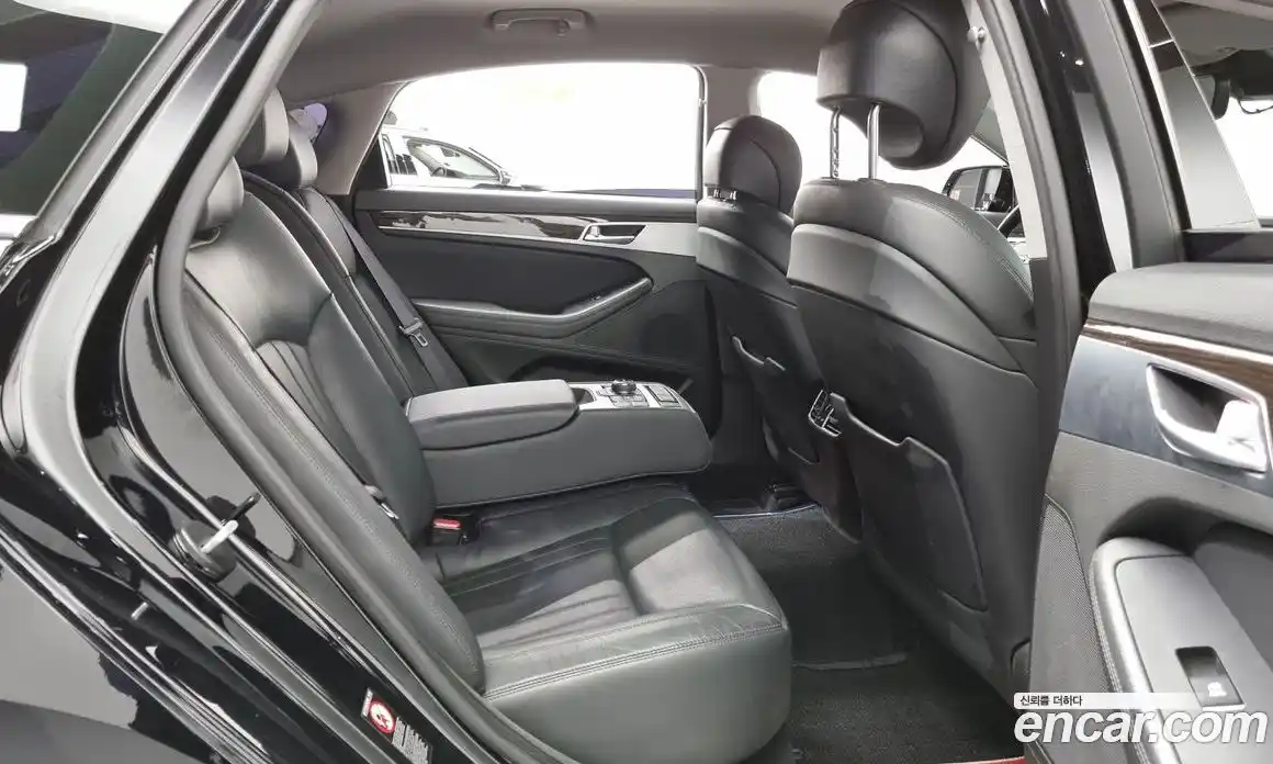 Genesis G80 2017 3.3 Автомат в Москве № 25034, фото 17