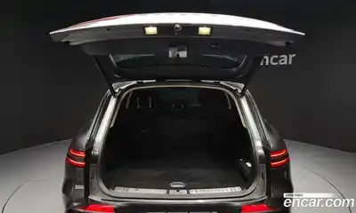 Genesis GV70 2022 2.5 Автомат в Москве № 25050, миниатюра 2