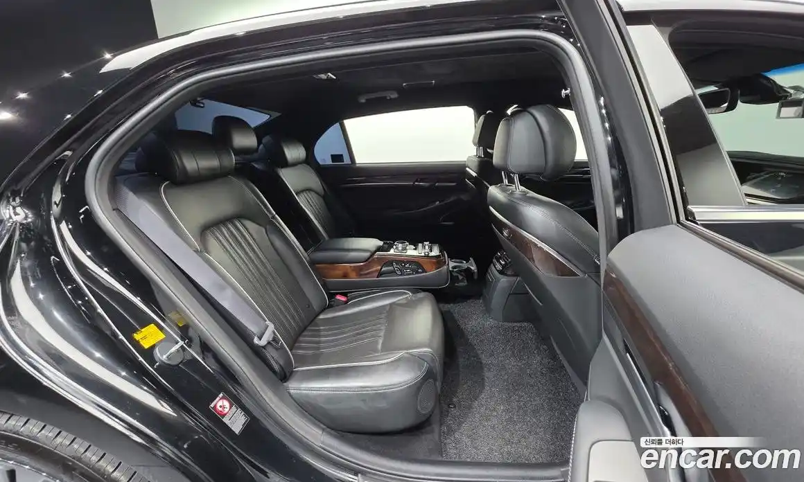 Genesis EQ900 2016 3.8 Автомат в Москве № 25071, фото 6