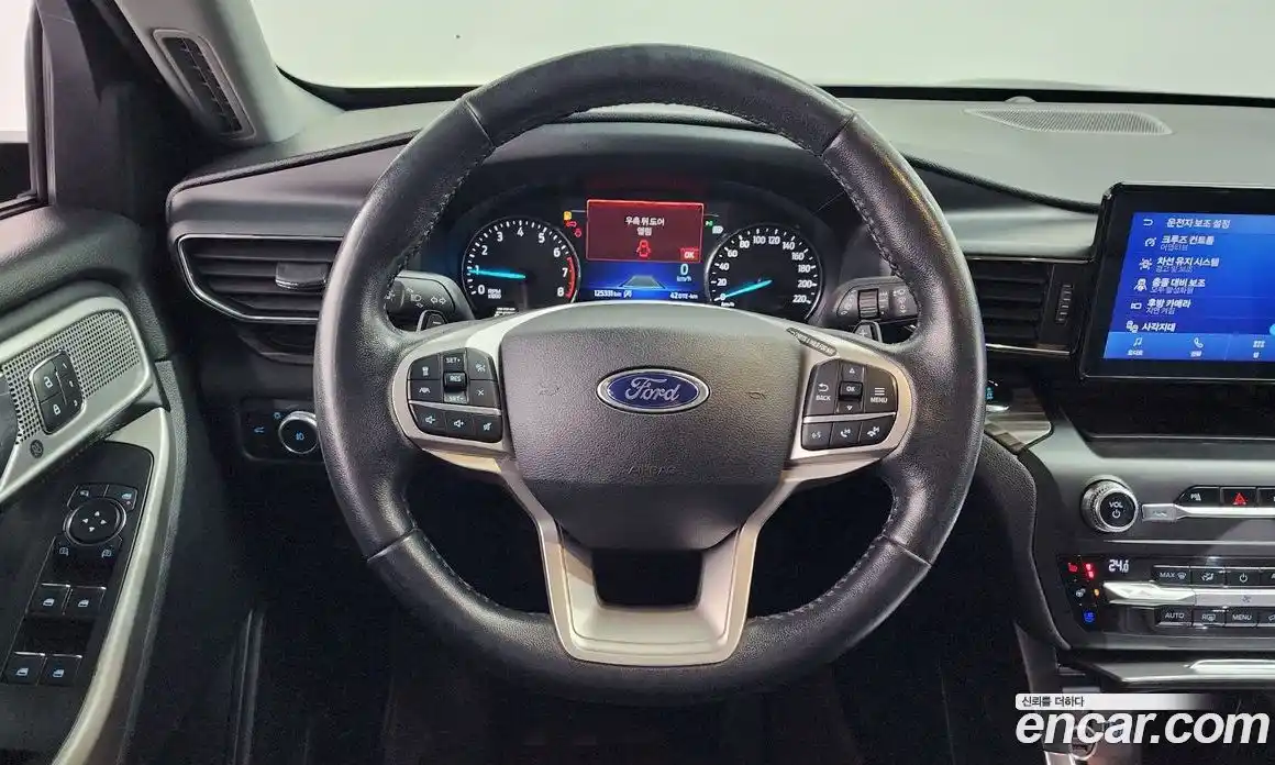 Ford Explorer 2020 2.3 Автомат в Москве № 255664, фото 13