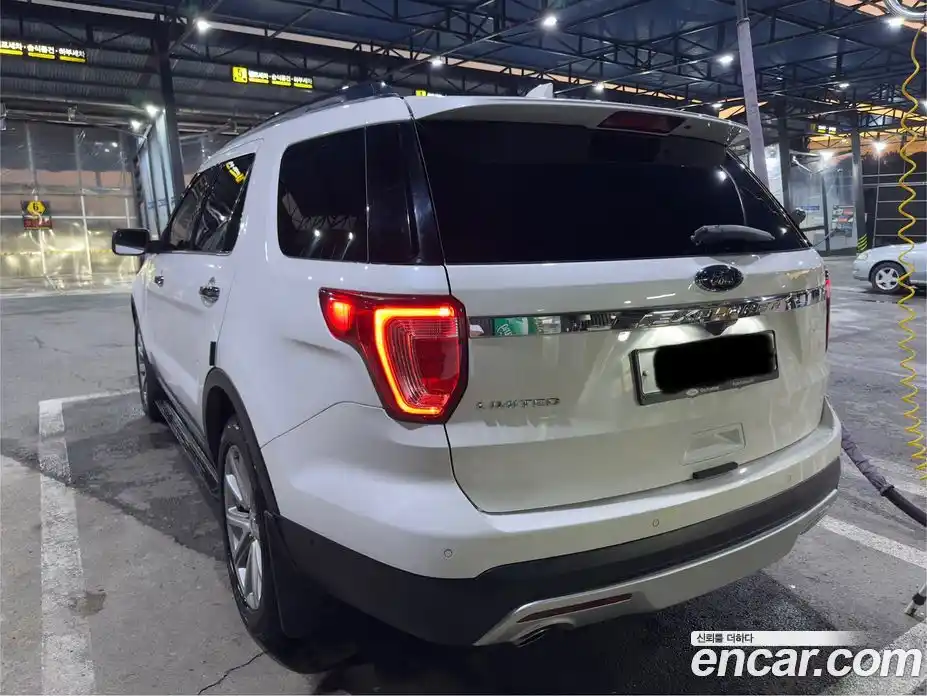 Ford Explorer 2017 2.3 Автомат в Москве № 259649, фото 13