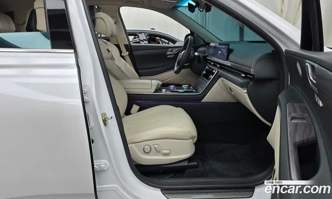 Genesis GV80 2024 2.5 Автомат в Москве № 26087, фото 17