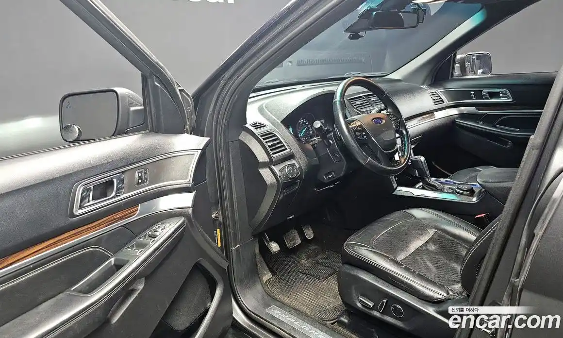 Ford Explorer 2016 2.3 Автомат в Москве № 273474, фото 19