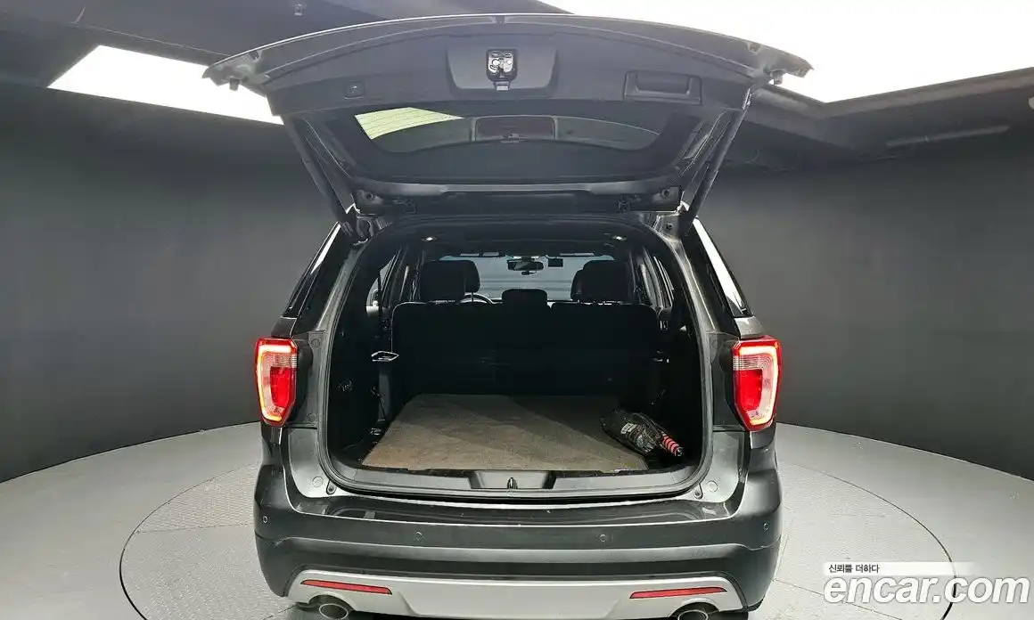 Ford Explorer 2016 2.3 Автомат в Москве № 273474, фото 4