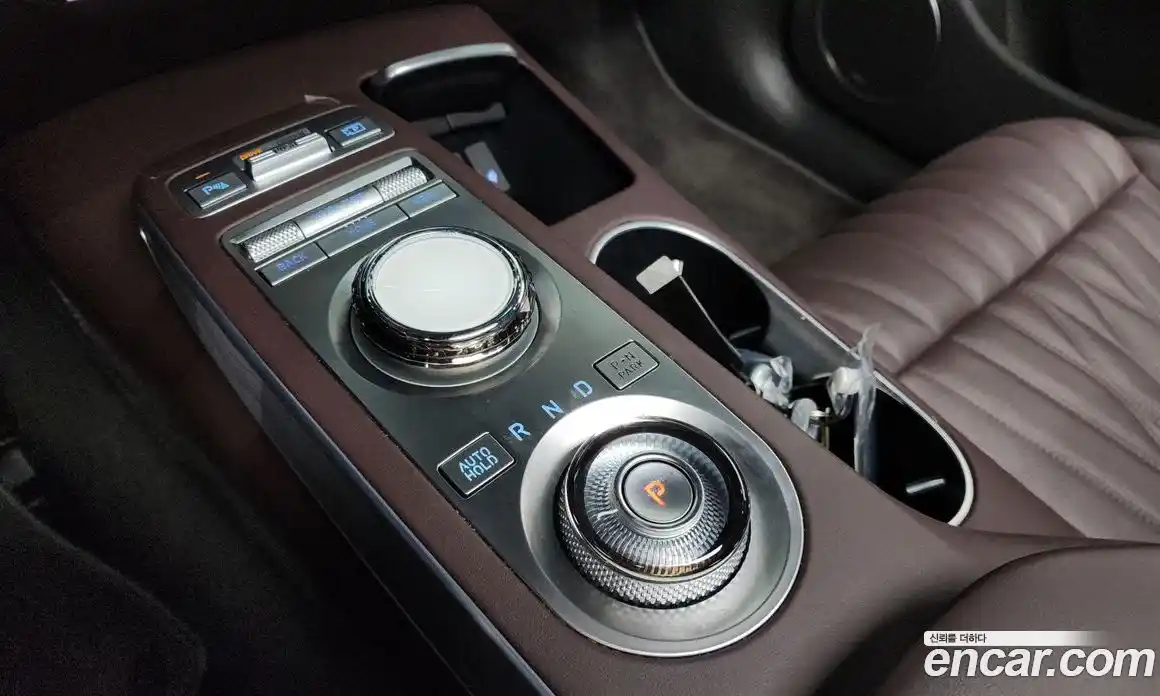 Genesis GV70 2023 3.5 Автомат в Москве № 27918, фото 3