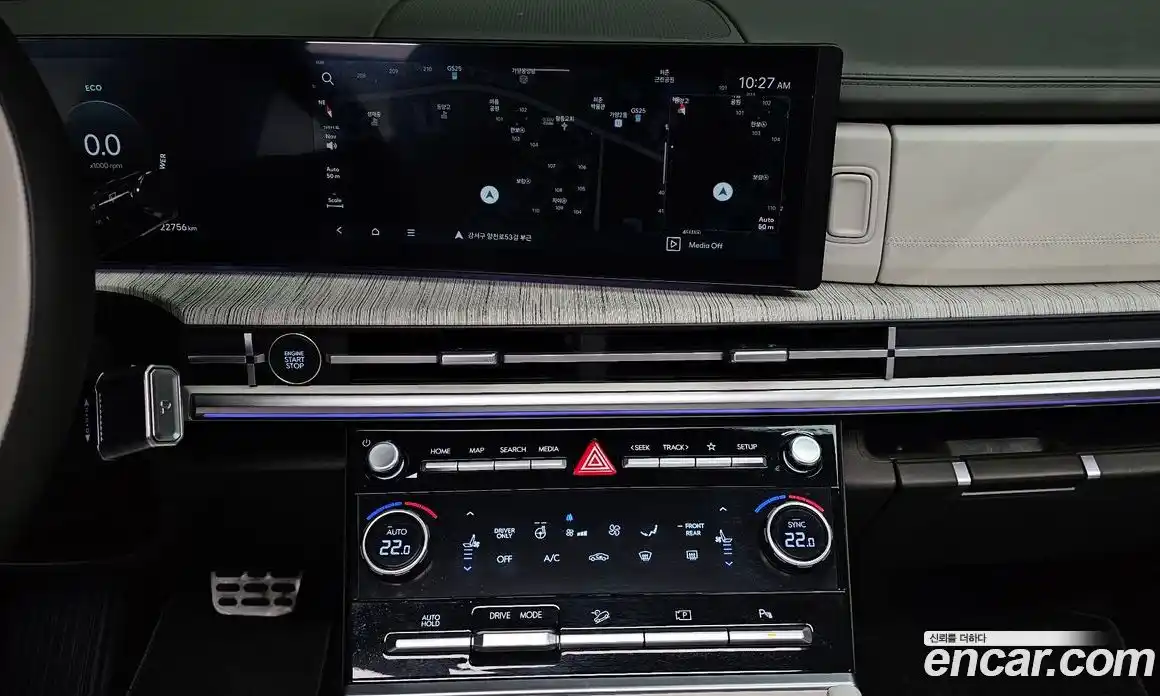 Hyundai Santa Fe 2024 1.6 Автомат в Москве № 281082, фото 15