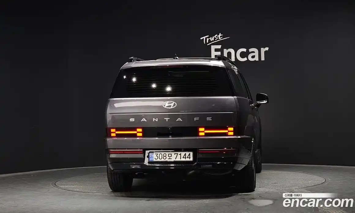 Hyundai Santa Fe 2024 1.6 Автомат в Москве № 281082, фото 18