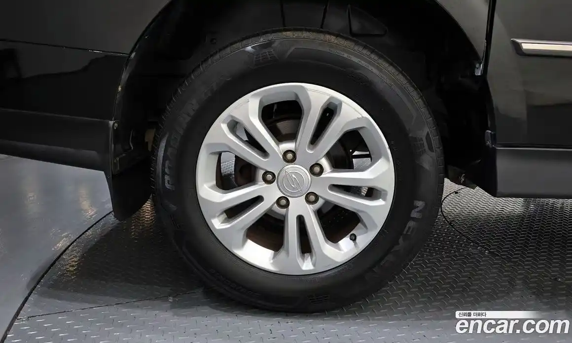 SsangYong Korando 2015 2.0 Автомат в Москве № 28568, фото 3