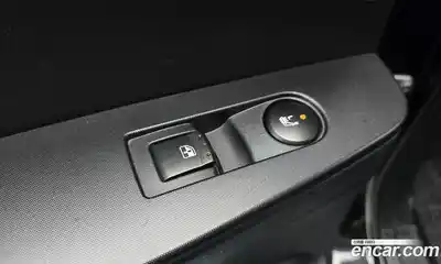 SsangYong Korando 2015 2.0 Автомат в Москве № 28568, миниатюра 5