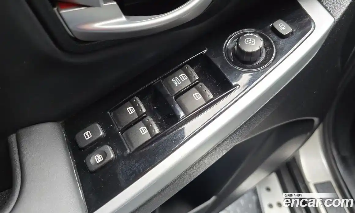 SsangYong Korando 2014 2.0 Механическая в Москве № 28889, фото 14