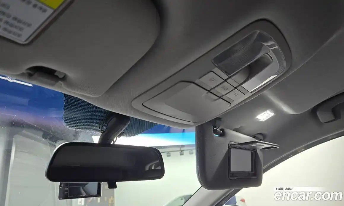 SsangYong Korando 2014 2.0 Механическая в Москве № 28889, фото 8