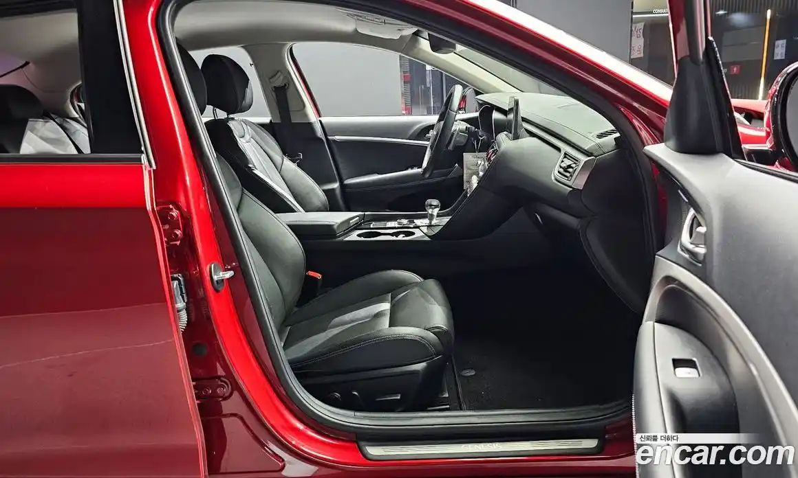 Genesis G70 2018 2.0 Автомат в Москве № 289621, фото 19