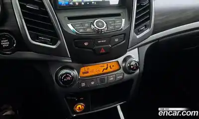 SsangYong Korando 2015 2.0 Автомат в Москве № 30407, миниатюра 12