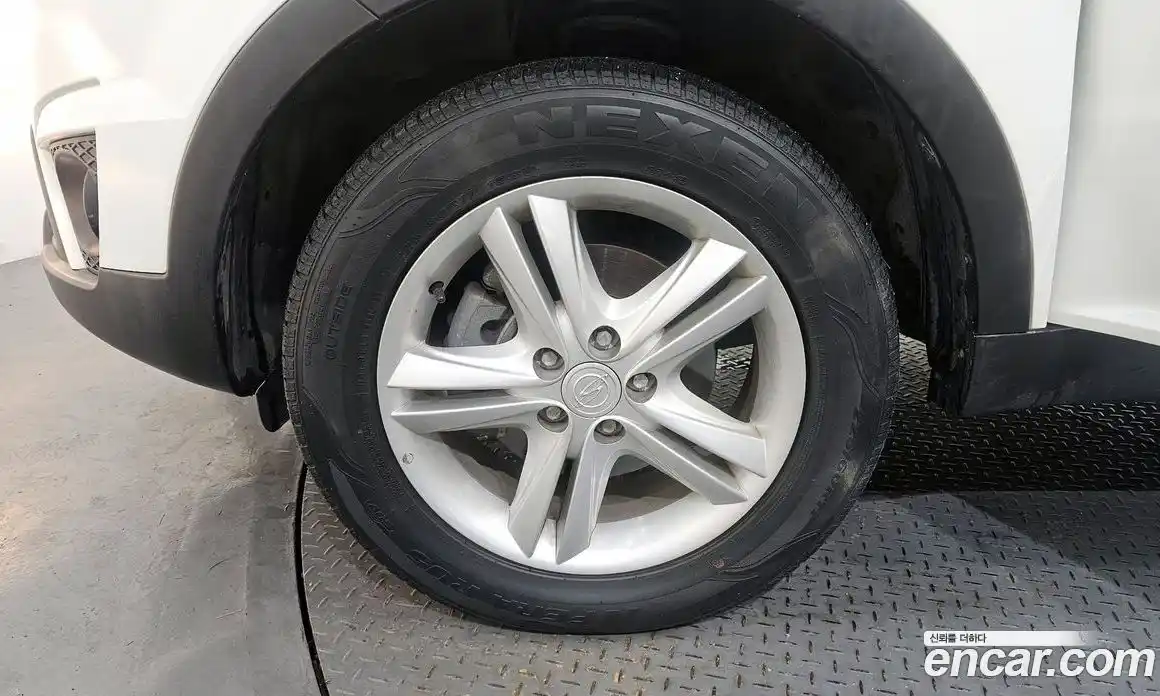 SsangYong Korando 2015 2.0 Автомат в Москве № 30407, фото 10