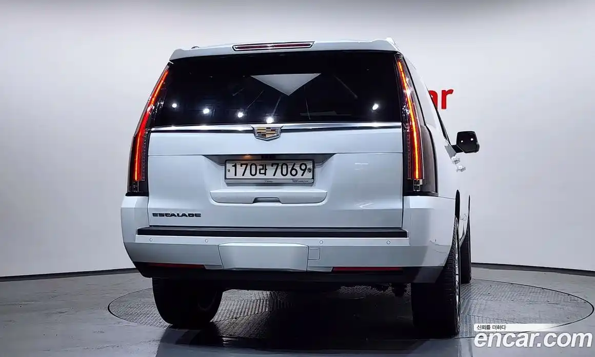 Cadillac Escalade 2020 6.2 Автомат в Москве № 306837, фото 11