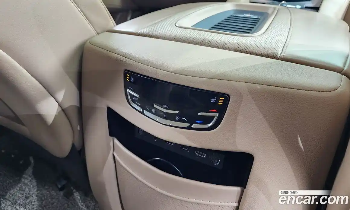 Cadillac Escalade 2020 6.2 Автомат в Москве № 306837, фото 19