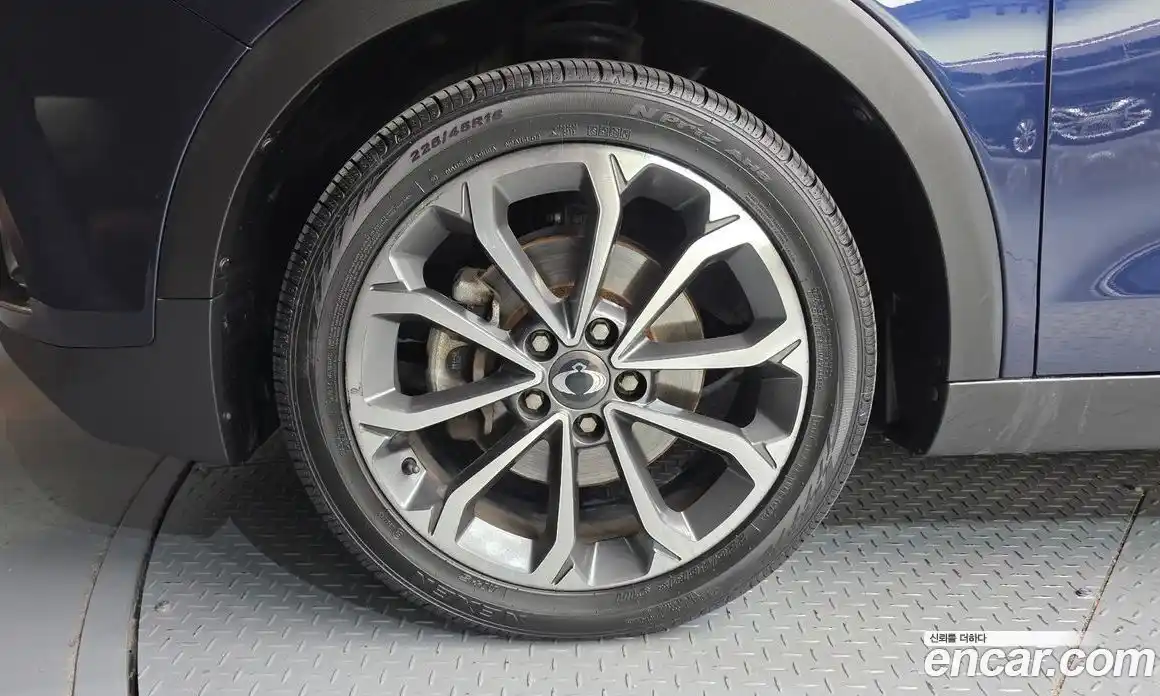 SsangYong TIBOLI 2018 1.6 Автомат в Москве № 30956, фото 3