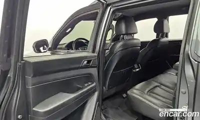 SsangYong Rexton 2023 2.2 Автомат в Москве № 31595, миниатюра 3